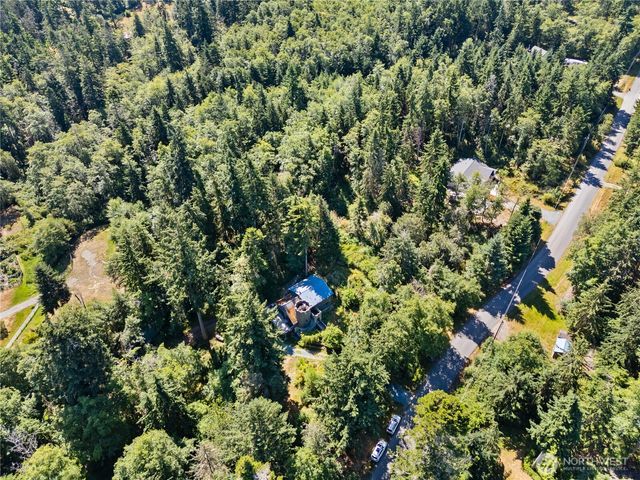 671 Edmonds Road, Coupeville, WA 98239