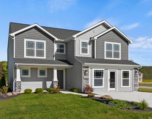 803 Noble Creek Parkway, Kendallville, IN 46755