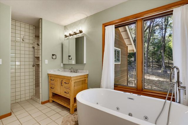 11223 Tower Hill Rd, Nevada City, CA 95959