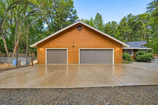 11223 Tower Hill Rd, Nevada City, CA 95959