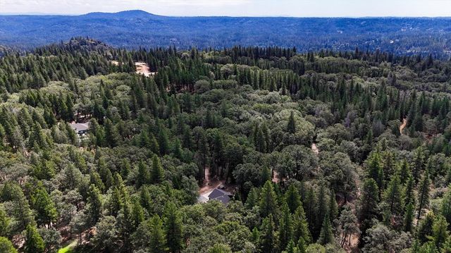 11223 Tower Hill Rd, Nevada City, CA 95959