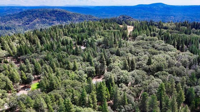 11223 Tower Hill Rd, Nevada City, CA 95959