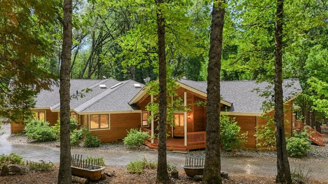 11223 Tower Hill Rd, Nevada City, CA 95959