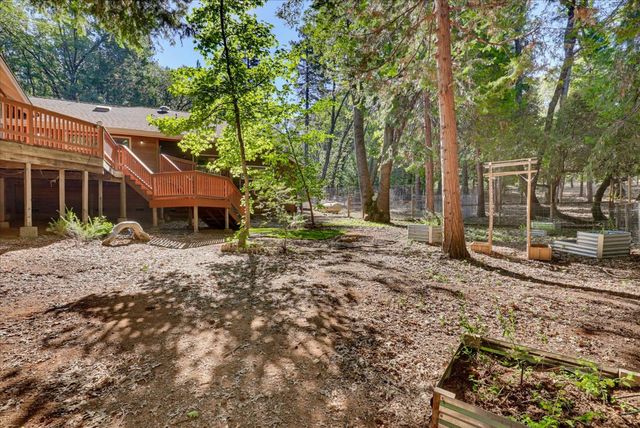 11223 Tower Hill Rd, Nevada City, CA 95959