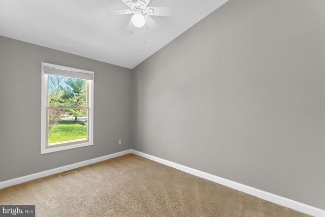3740 FARMLAND DR, Fairfax, VA 22033