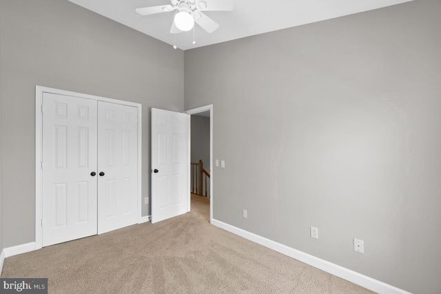 3740 FARMLAND DR, Fairfax, VA 22033
