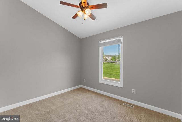 3740 FARMLAND DR, Fairfax, VA 22033