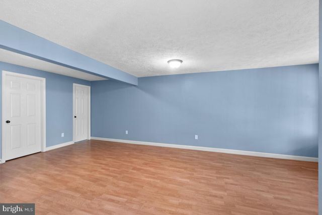 3740 FARMLAND DR, Fairfax, VA 22033