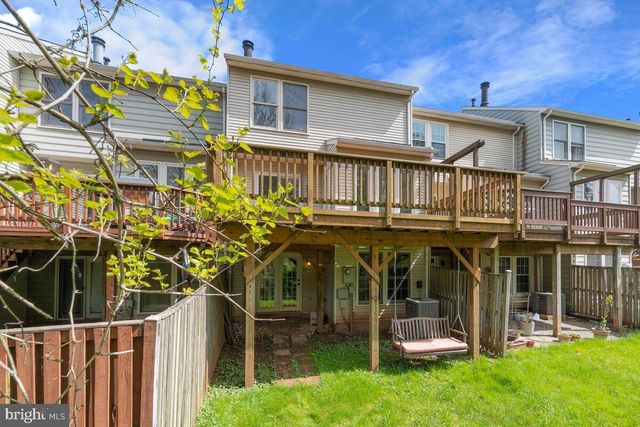 3740 FARMLAND DR, Fairfax, VA 22033