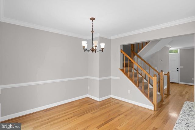 3740 FARMLAND DR, Fairfax, VA 22033