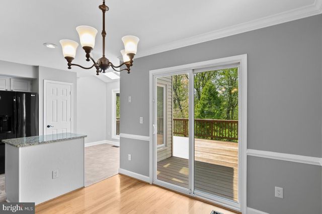 3740 FARMLAND DR, Fairfax, VA 22033