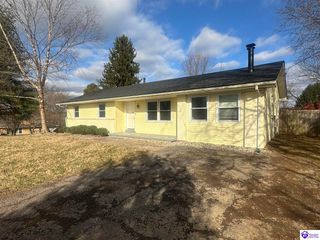 428 N Hillcrest Drive, Vine Grove, KY 40175