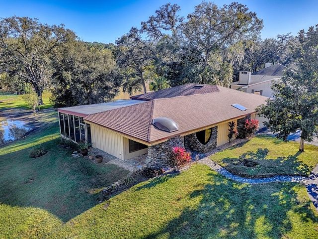 2314 HILLSIDE DRIVE, Mount Dora, FL 32757