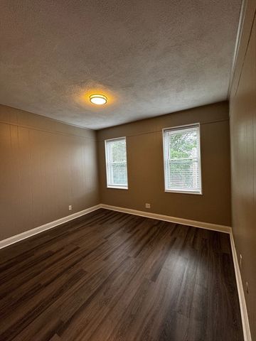 1870 Beacon St. 6-06, Boston, MA 02135