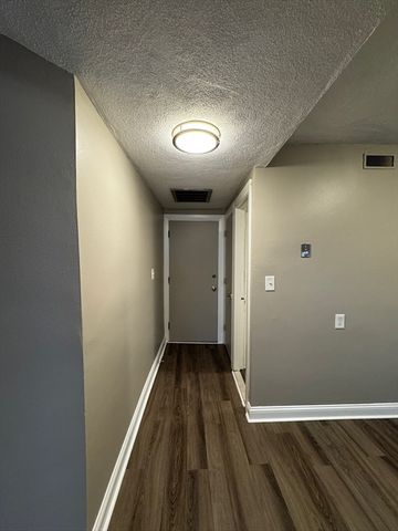 1870 Beacon St. 6-06, Boston, MA 02135