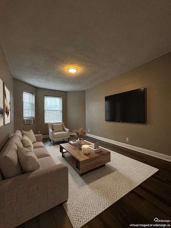 1870 Beacon St. 6-06, Boston, MA 02135