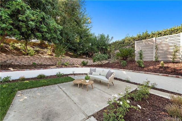 23795 Avenida Columbia, Mission Viejo, CA 92691