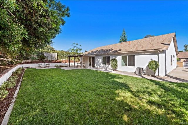 23795 Avenida Columbia, Mission Viejo, CA 92691