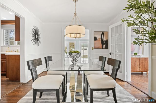 188 Henderson Road, Fairfield, CT 06824