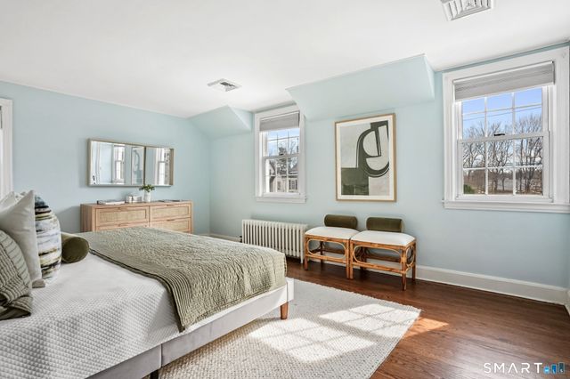 188 Henderson Road, Fairfield, CT 06824