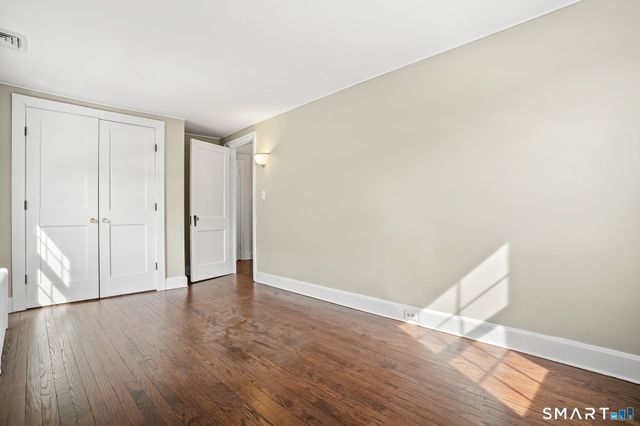 188 Henderson Road, Fairfield, CT 06824