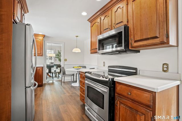 188 Henderson Road, Fairfield, CT 06824