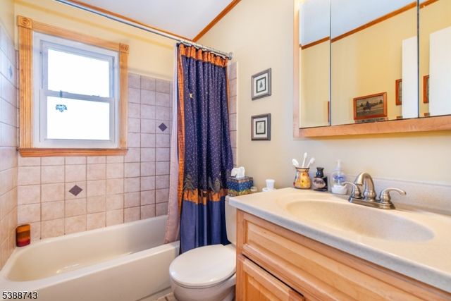 23 Newman Rd, Wantage Twp., NJ 07461