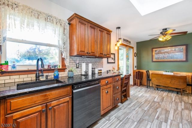 23 Newman Rd, Wantage Twp., NJ 07461