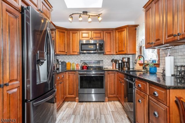 23 Newman Rd, Wantage Twp., NJ 07461