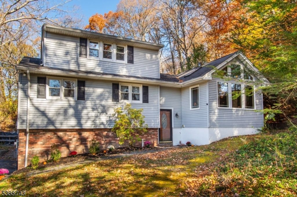23 Newman Rd, Wantage Twp., NJ 07461
