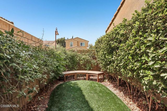 2922 Encina Lane, Simi Valley, CA 93065