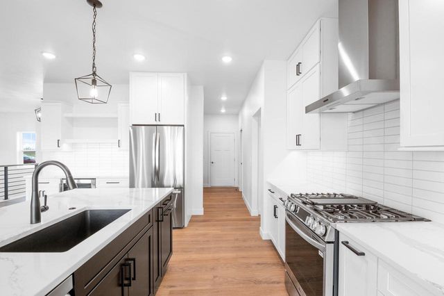 278 KERRIGAN DRIVE, Wrightstown, WI 54180