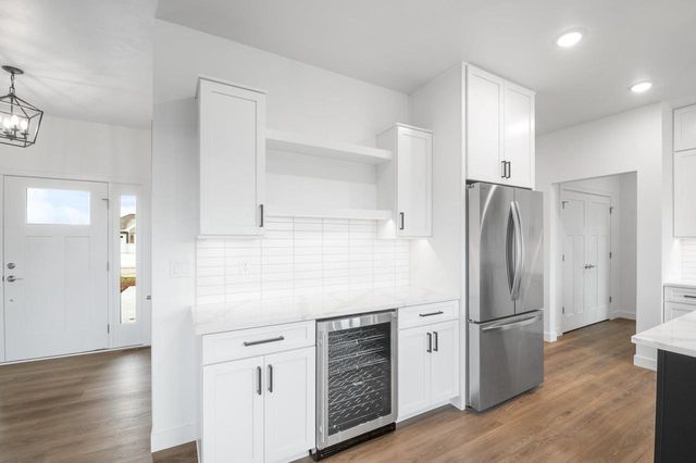 278 KERRIGAN DRIVE, Wrightstown, WI 54180