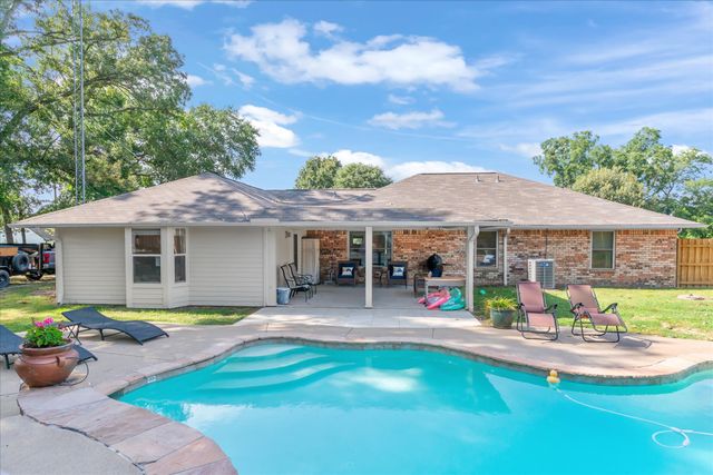 1410 County Road 2230, Mineola, TX 75773