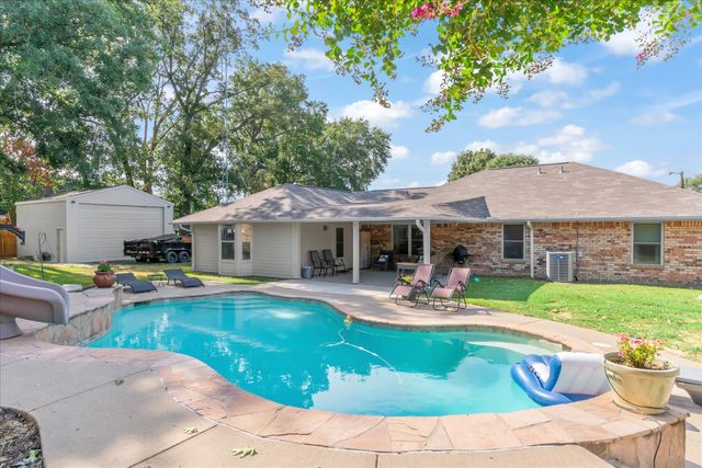 1410 County Road 2230, Mineola, TX 75773