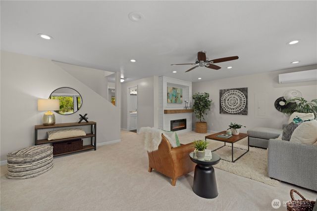 11124 Downes Road, Snohomish, WA 98296