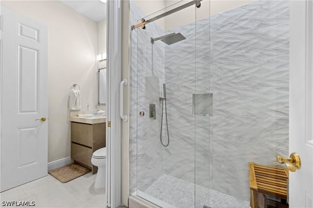 9041 Cherry Oaks TRL 201, Naples, FL 34114