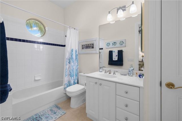 9041 Cherry Oaks TRL 201, Naples, FL 34114