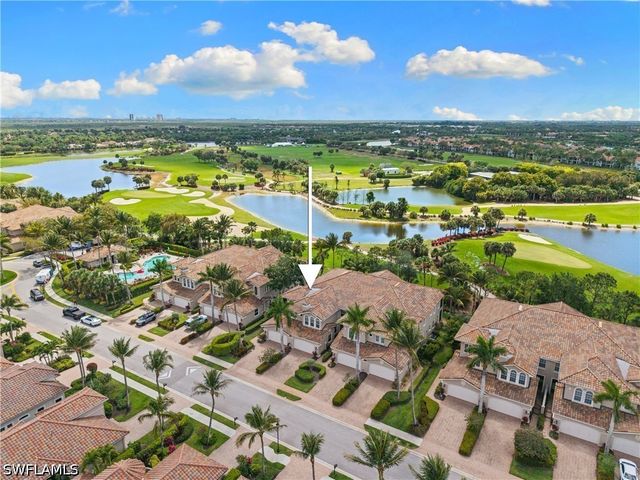 9041 Cherry Oaks TRL 201, Naples, FL 34114