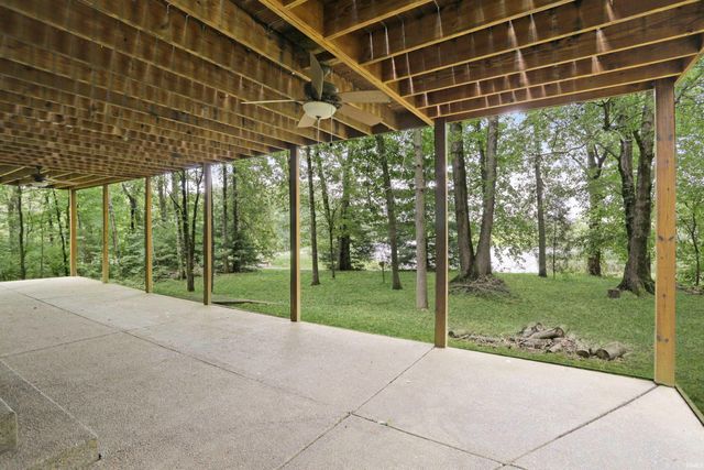 5099 Eby Road, Boonville, IN 47601