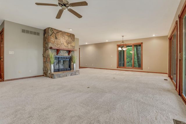 5099 Eby Road, Boonville, IN 47601