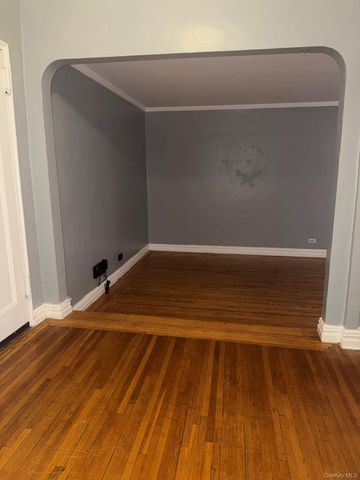 306 E Mosholu Parkway S 1F, Bronx, NY 10458