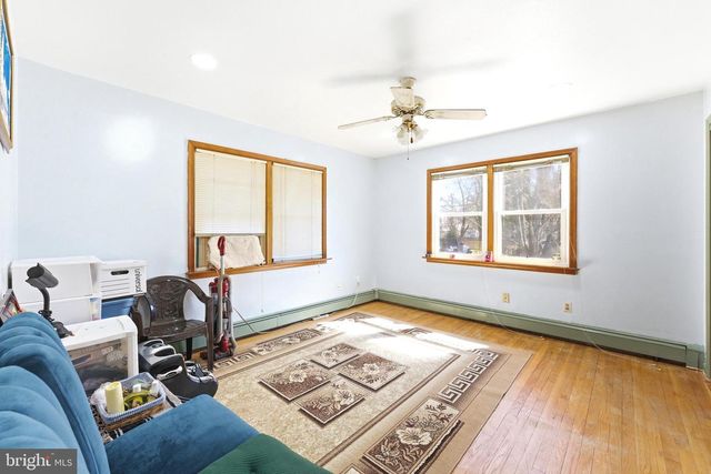 260 DUTCH NECK RD, East Windsor, NJ 08520
