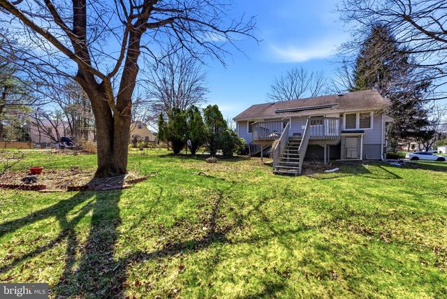 260 DUTCH NECK RD, East Windsor, NJ 08520