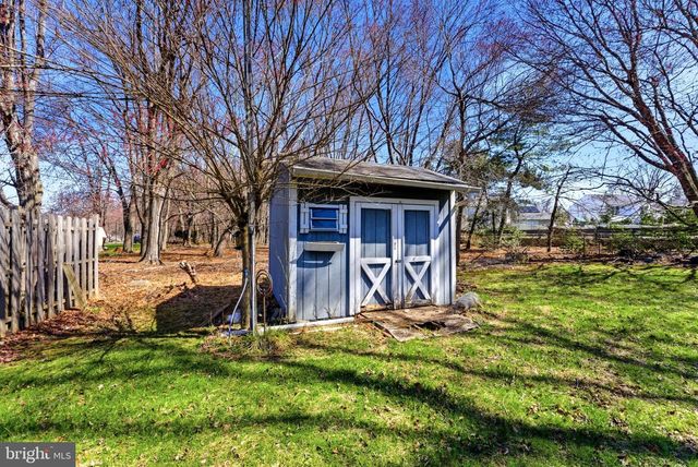 260 DUTCH NECK RD, East Windsor, NJ 08520