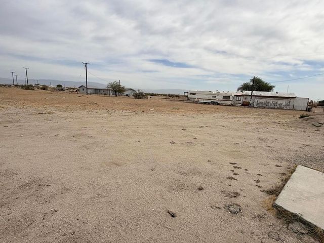 2580 Dana Avenue, Thermal, CA 92274
