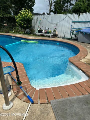 536 Princeton Avenue, Brick, NJ 08724