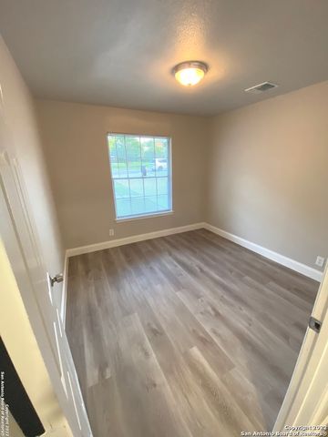 219 shannon lee, San Antonio, TX 78216