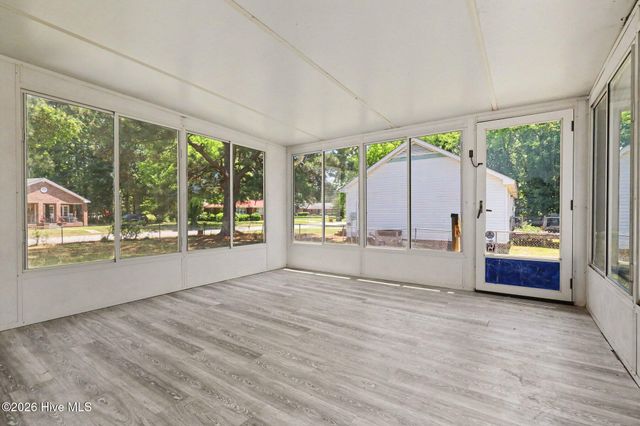 300 S Miller Avenue, Goldsboro, NC 27530