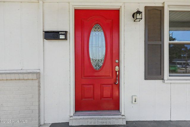 300 S Miller Avenue, Goldsboro, NC 27530